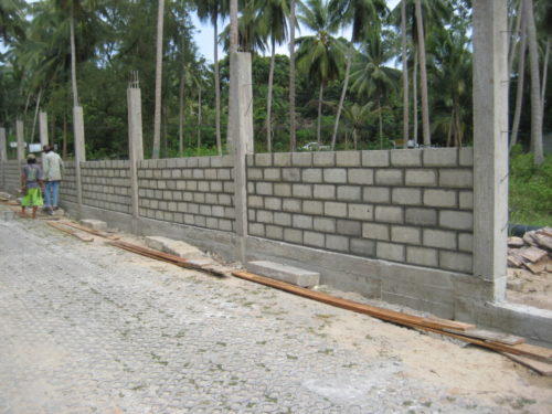 standard brick ceoncerete wall